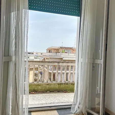 Carpegna House 10 Minuti From Vatican San Peter Διαμέρισμα *
